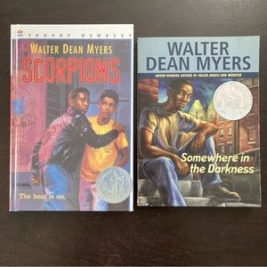 SCHOLASTIC 2 POC novels 🧑🏾‍🦱